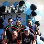 Equipe devant le stand photo des NVB Games